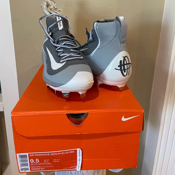 nike air huarache cleats